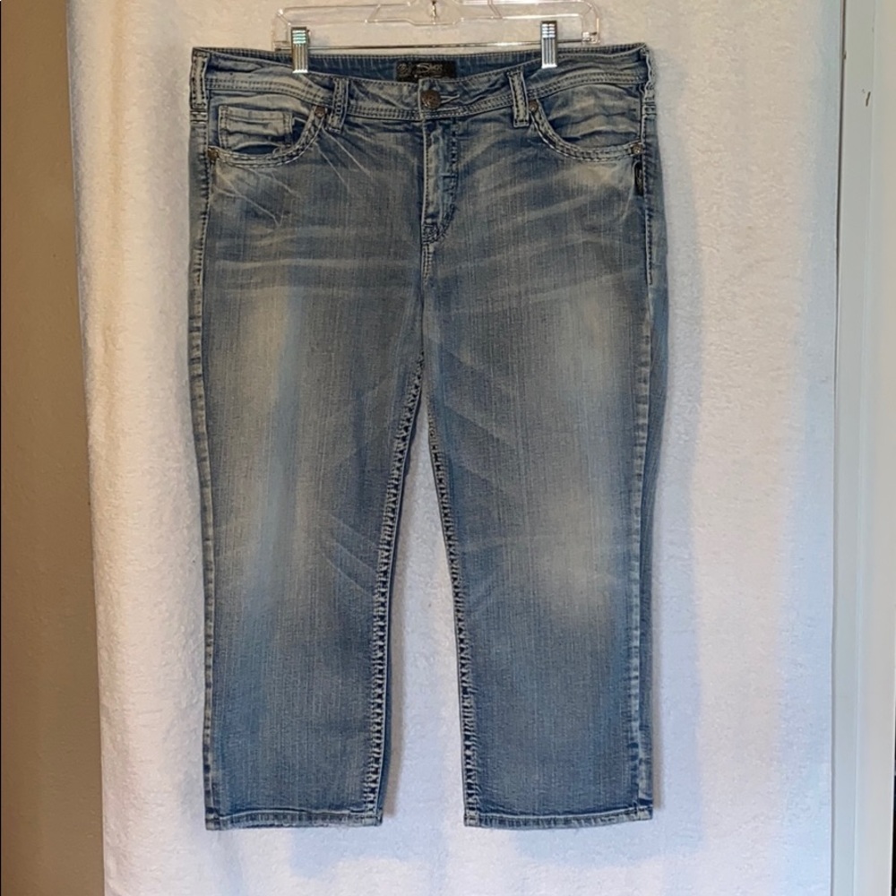 SZ 16 Silver Aiko Capri jeans